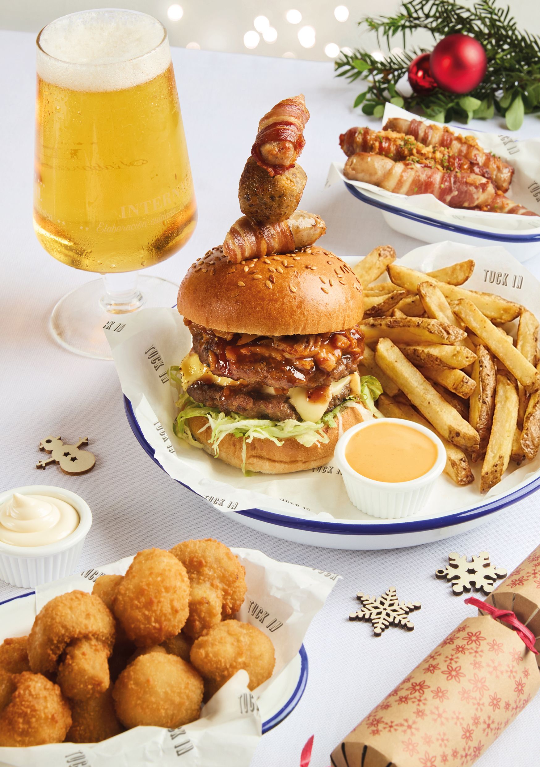 Festive Lunch & Dinner at The White Hart in Ashby De La Zouch